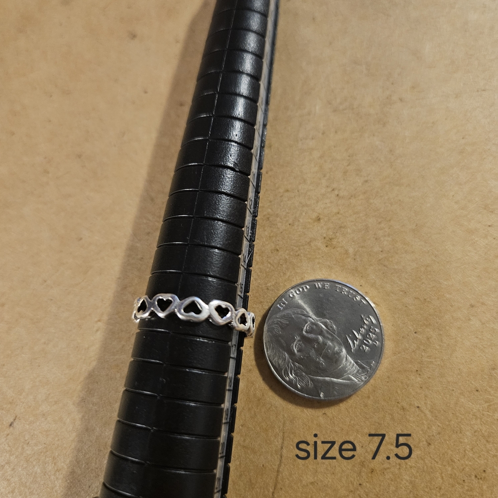Silver Heart Link Ring - Size 7.5